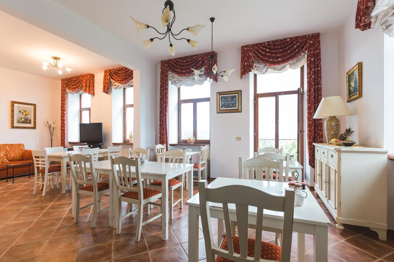 Palazzo Angelica B&B Adults Only Oprtalj Buitenkant foto